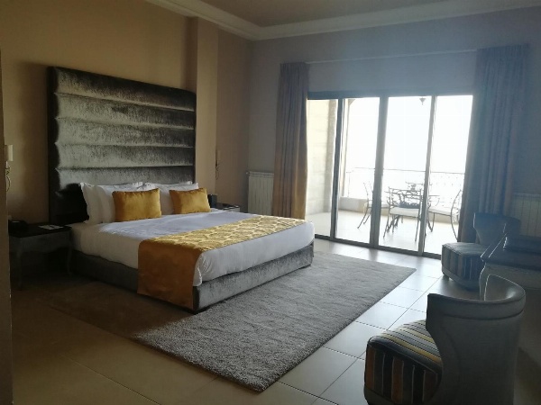 Cherry Blossom Boutique Hotel image 3